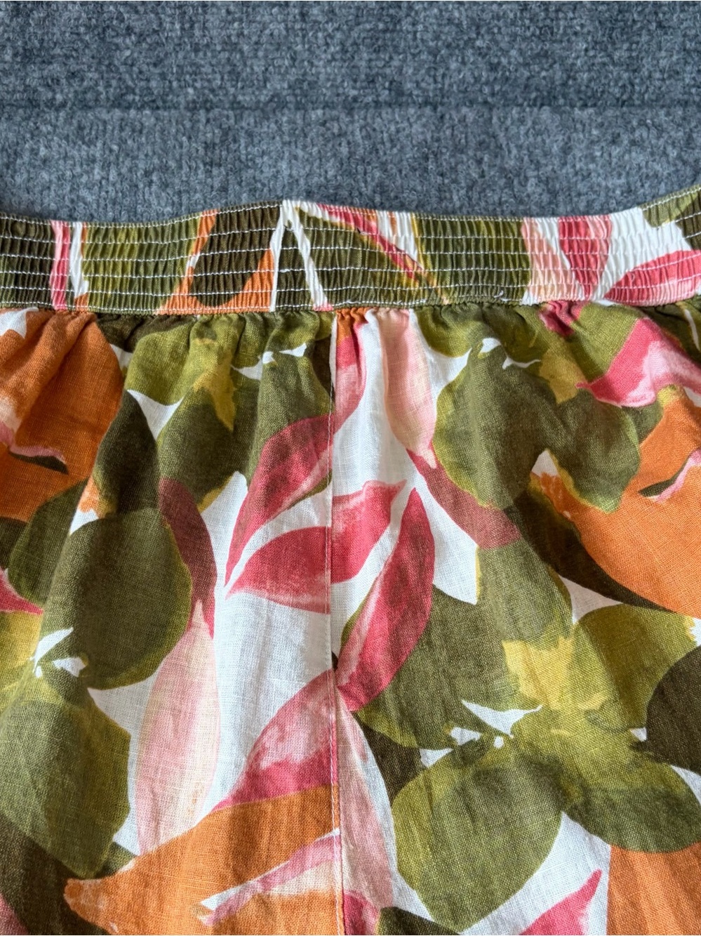 Tahari Olive, Orange & Pink Leaf-Print Wide-Leg Capris - Picture 6 of 12